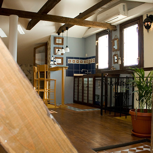 gallery item