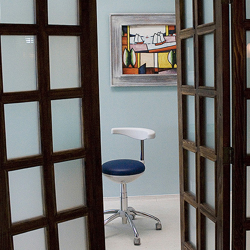 gallery item