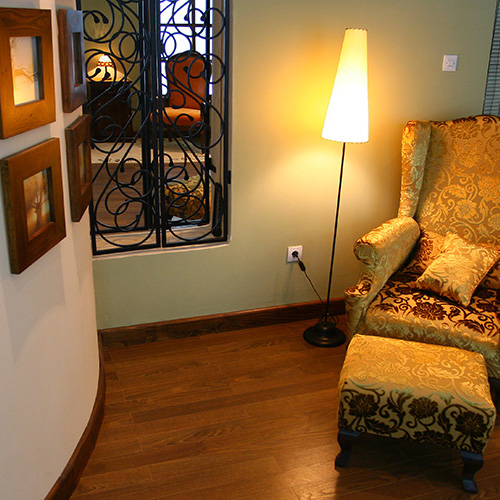 gallery item